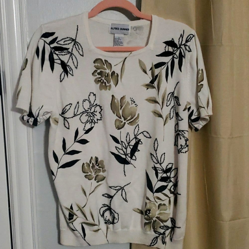 Floral Alfred Dunner Top